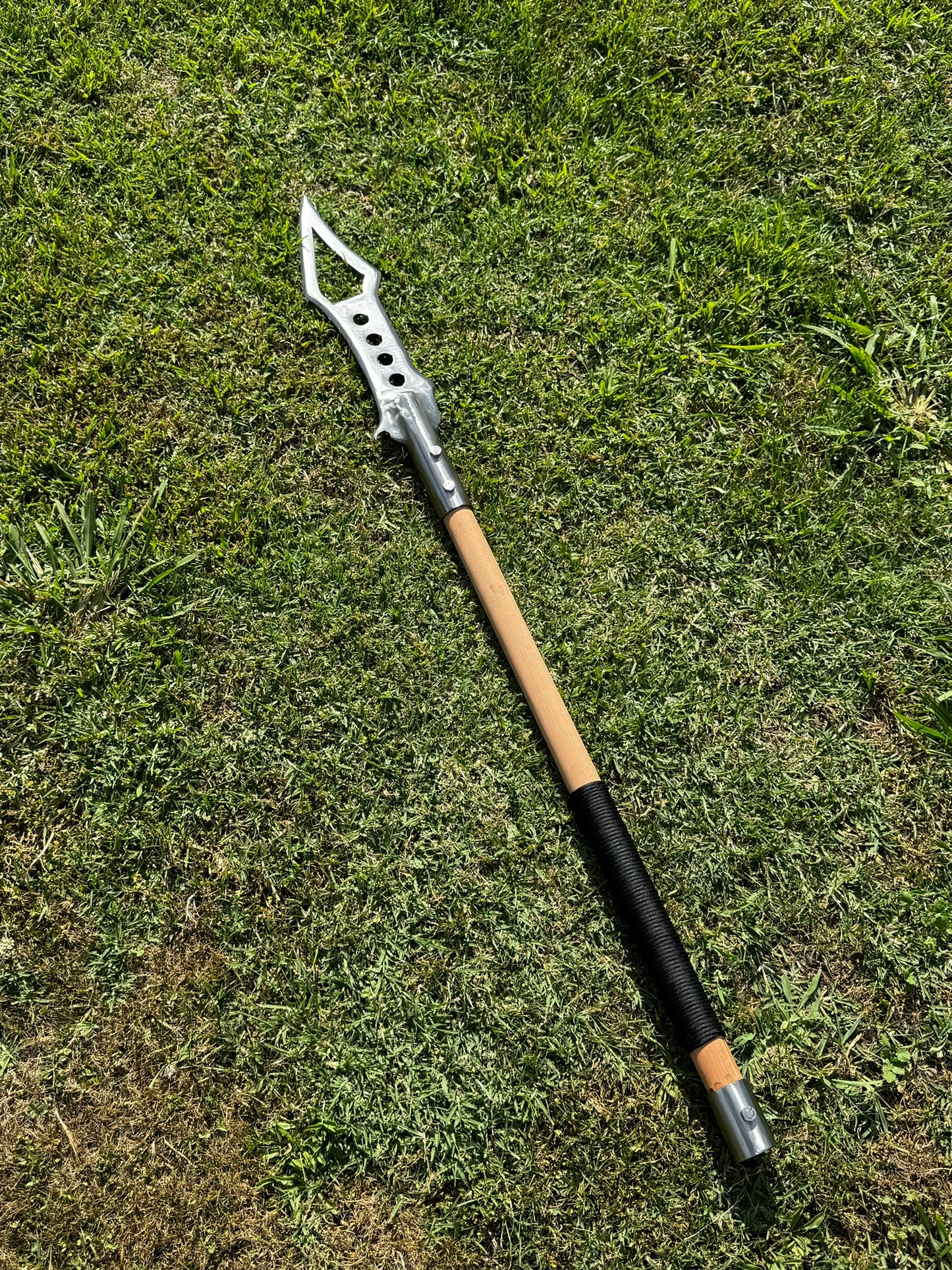 Stingblade short bladed spear