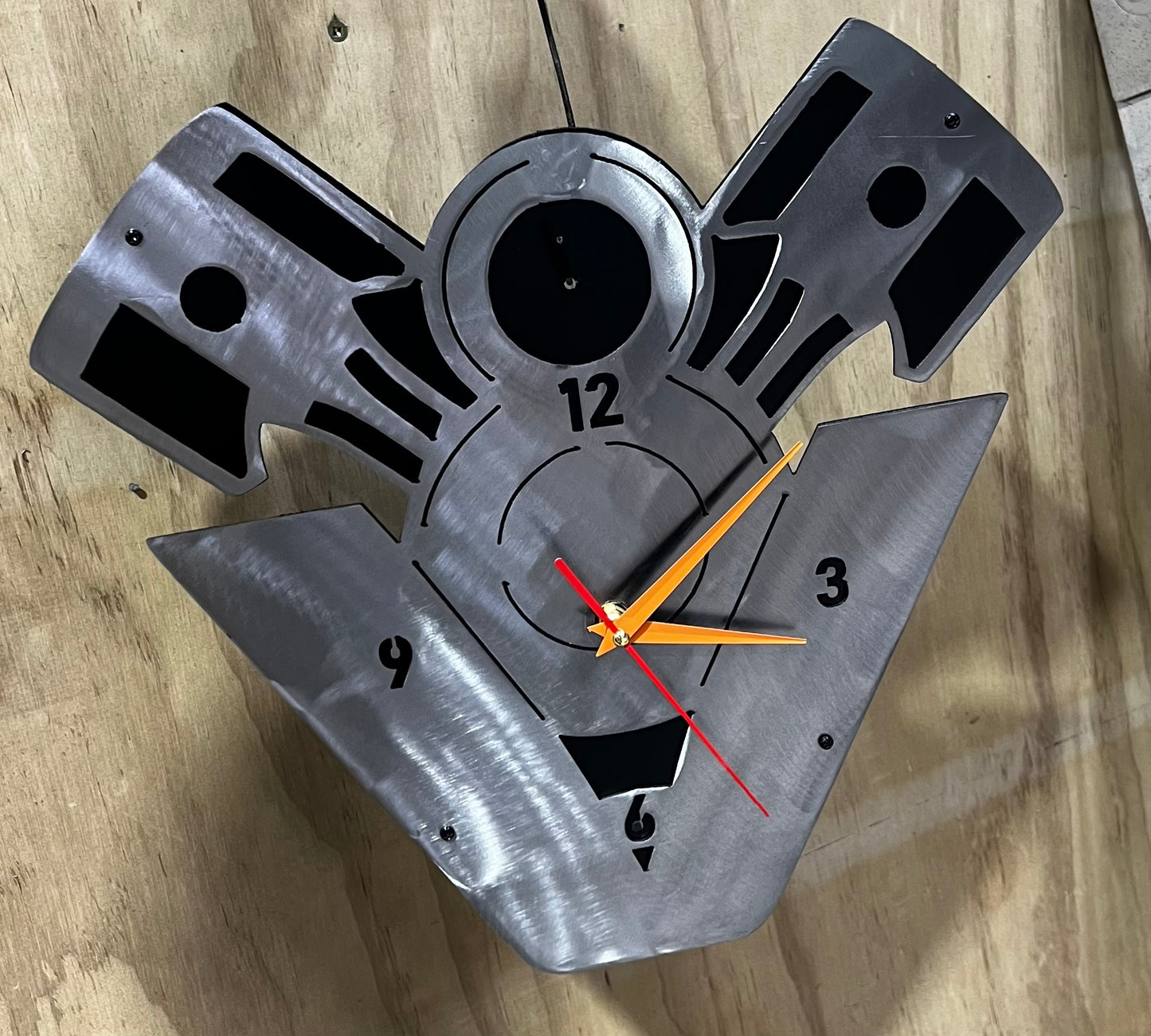 V8 Piston Clock
