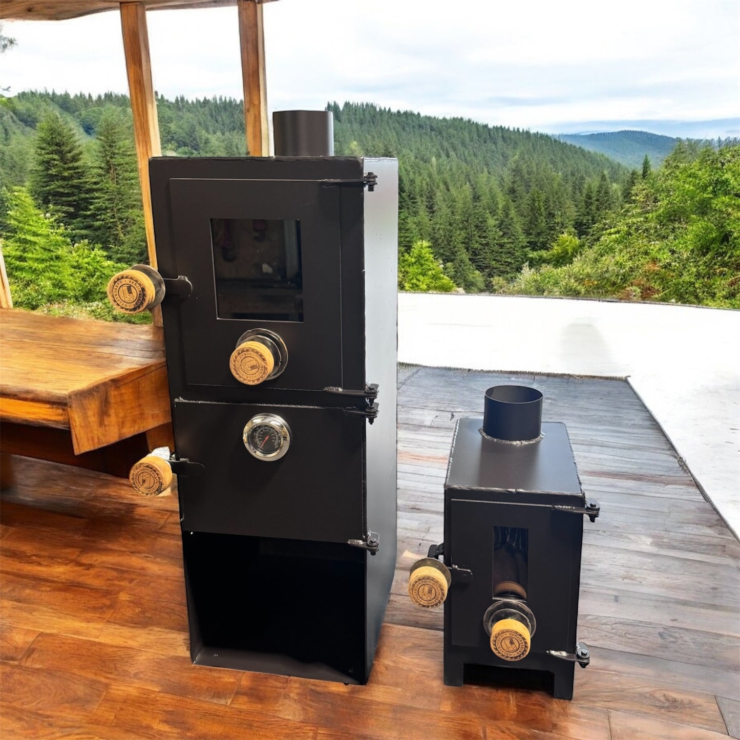 Large fireplace (with oven)