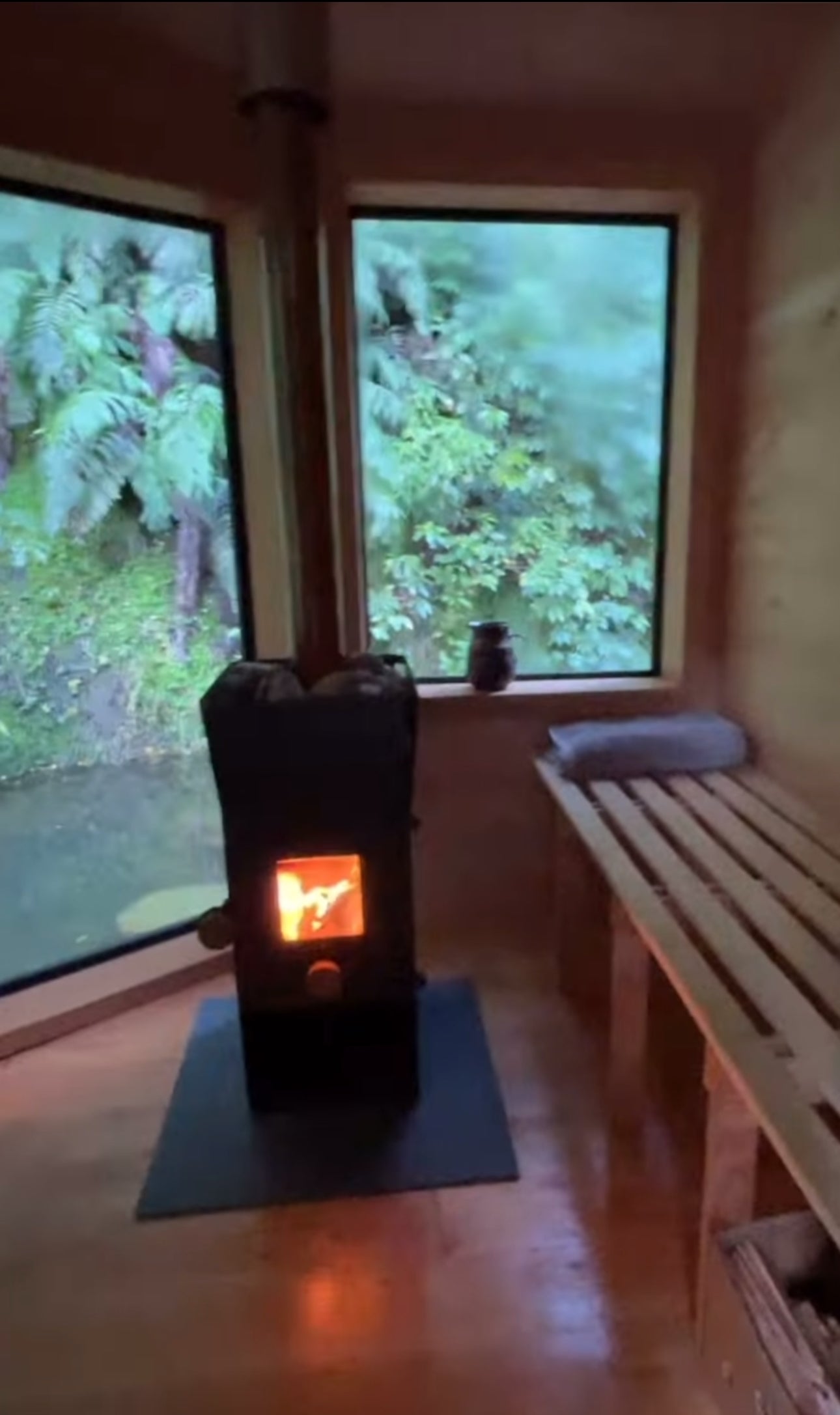 Large sauna fireplace
